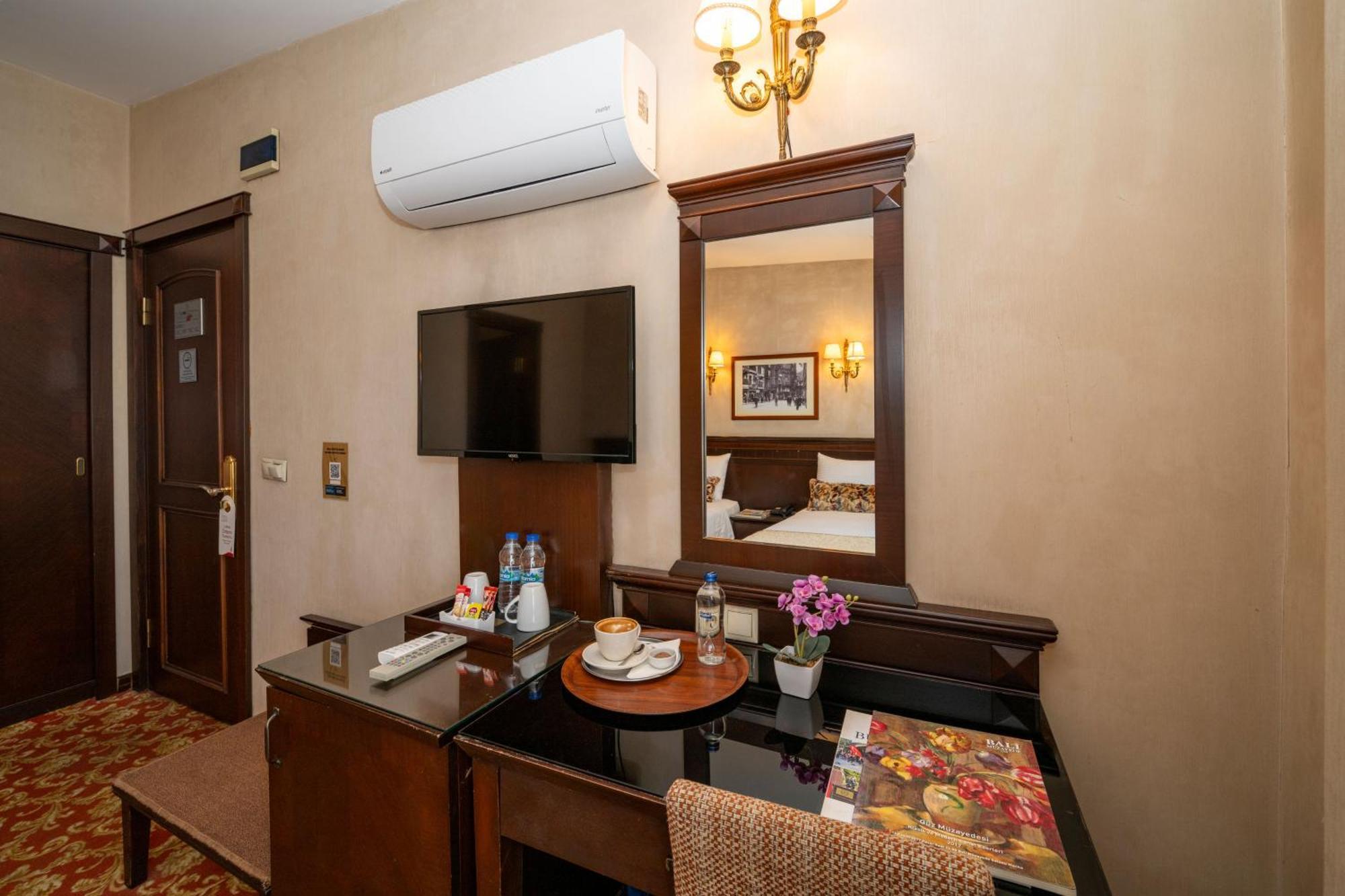 Pera Rose Hotel