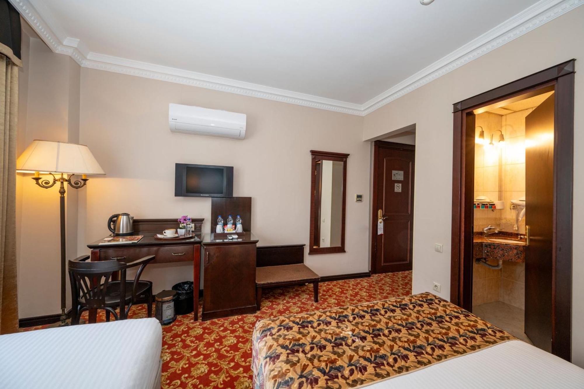 Pera Rose & Hb 4* Istanbul
