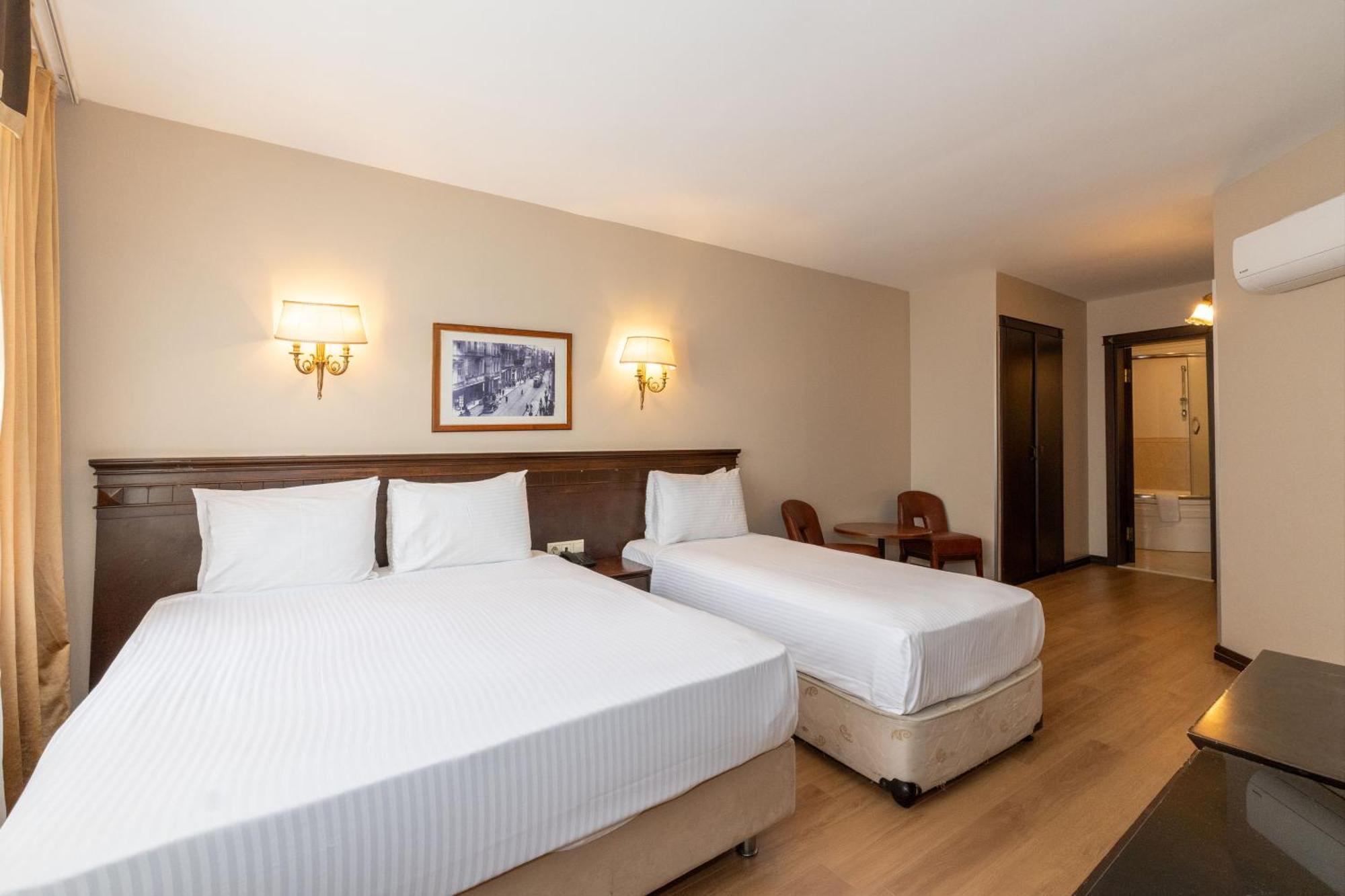 Hotel Pera Rose 4*